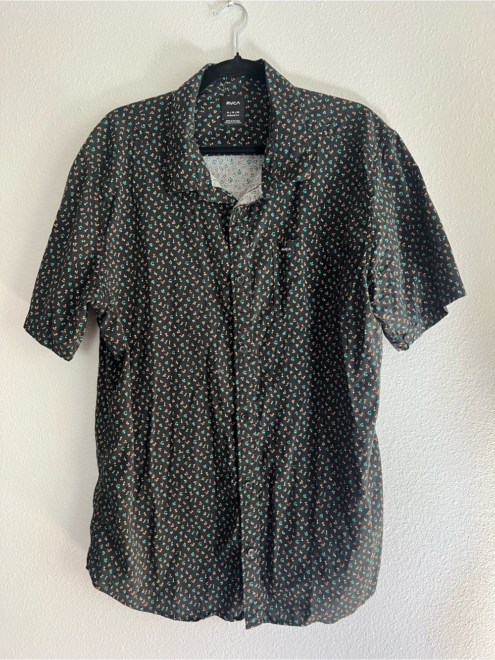 RVCA Black Micro Floral Button Down Shirt, XL